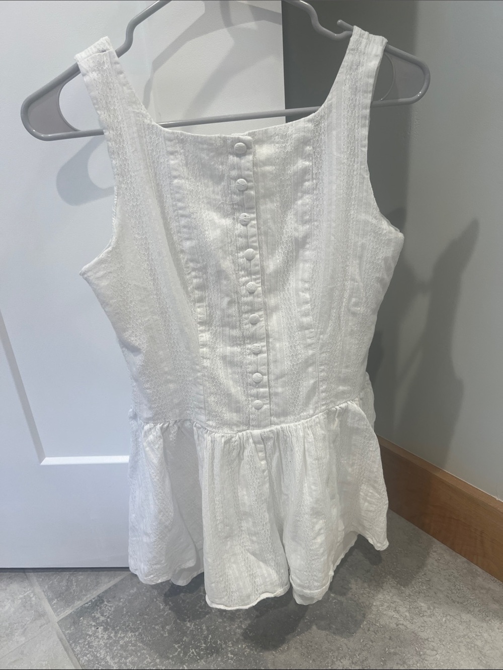 White Sleeveless romper - Women